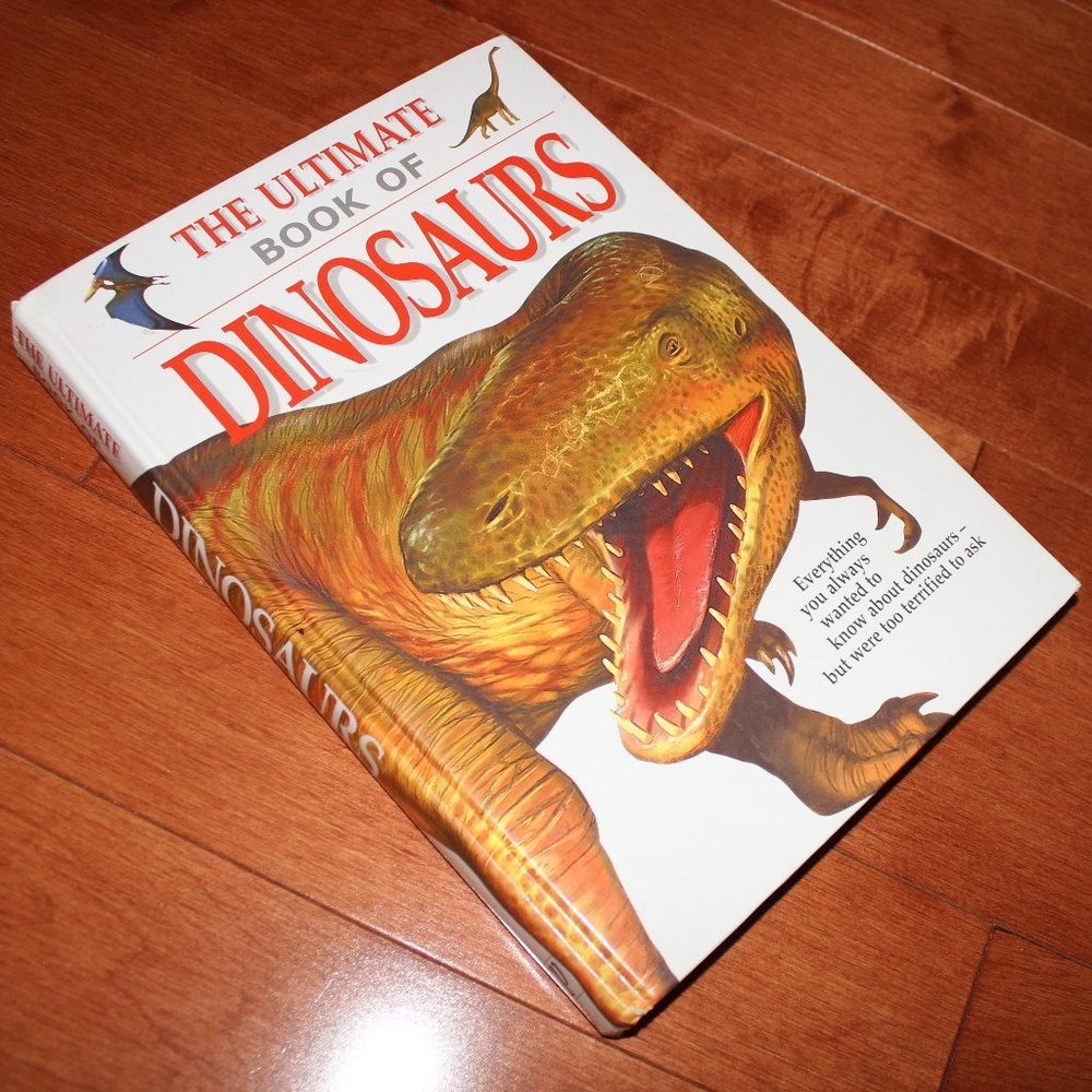FREE WITH ANY BUY❤️The Ultimate Book of Dinosaurs heavy hardcover book Parragon